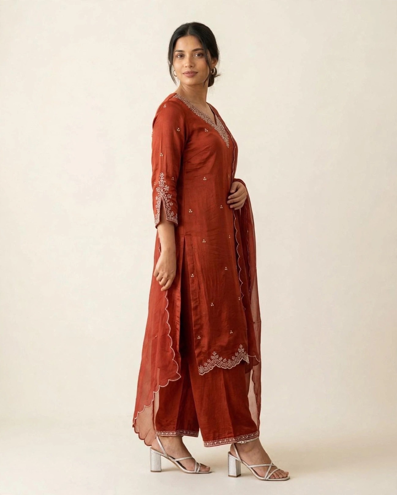 Laal Lore, view 2